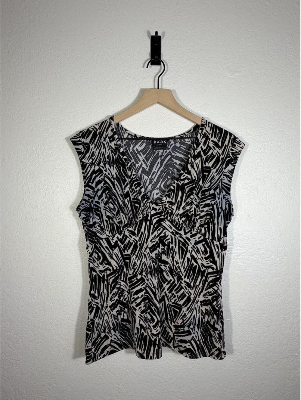 BCBG Paris Sleeveless Abstract Print V-Neck Top